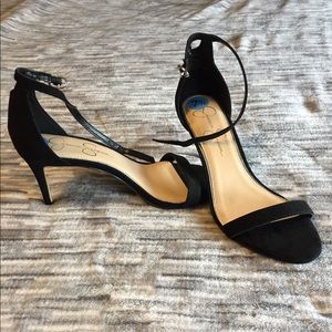 Jessica Simpson NWOT black velvet like heels